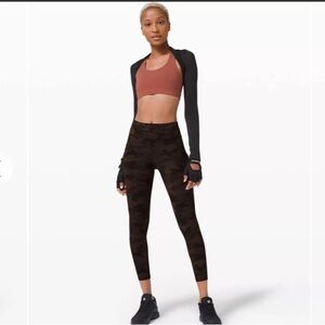 Lululemon Women’s Invigorate High Rise Leggings Brown Camo Size 4 Activewear